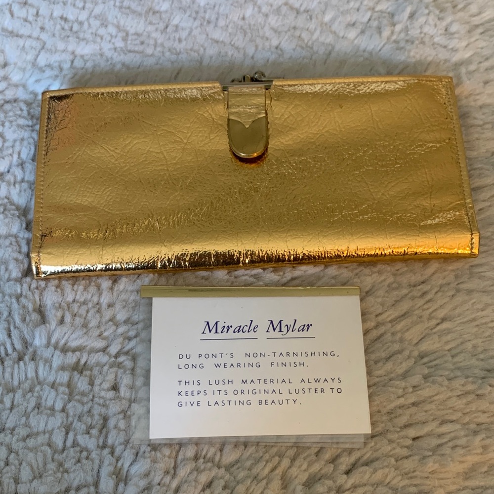 EUC Vintage Gold Mylar Wallet